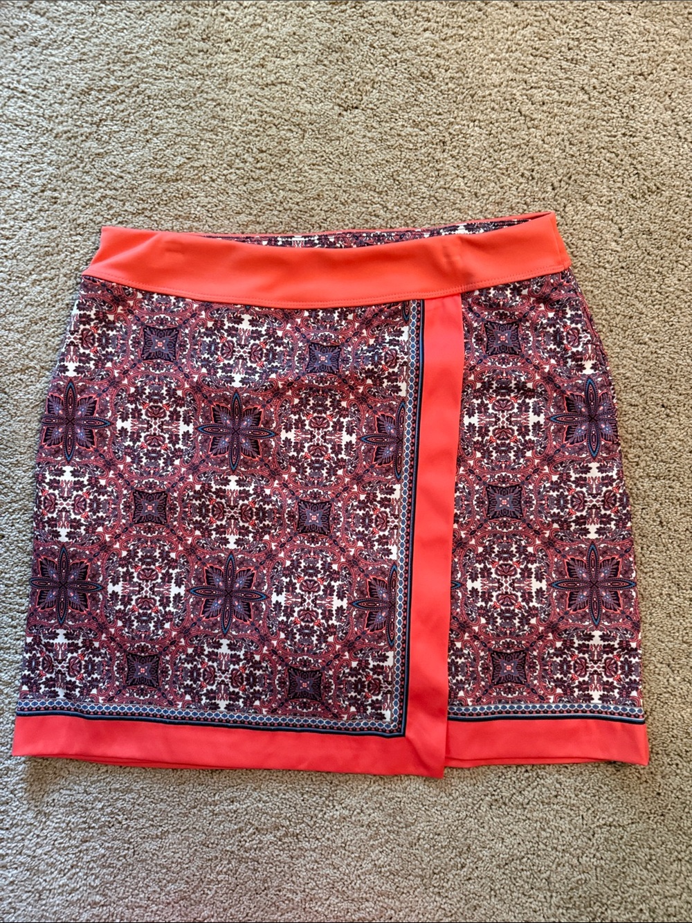 Greg Norman Collection Coral and Navy Printed Mini Skirt